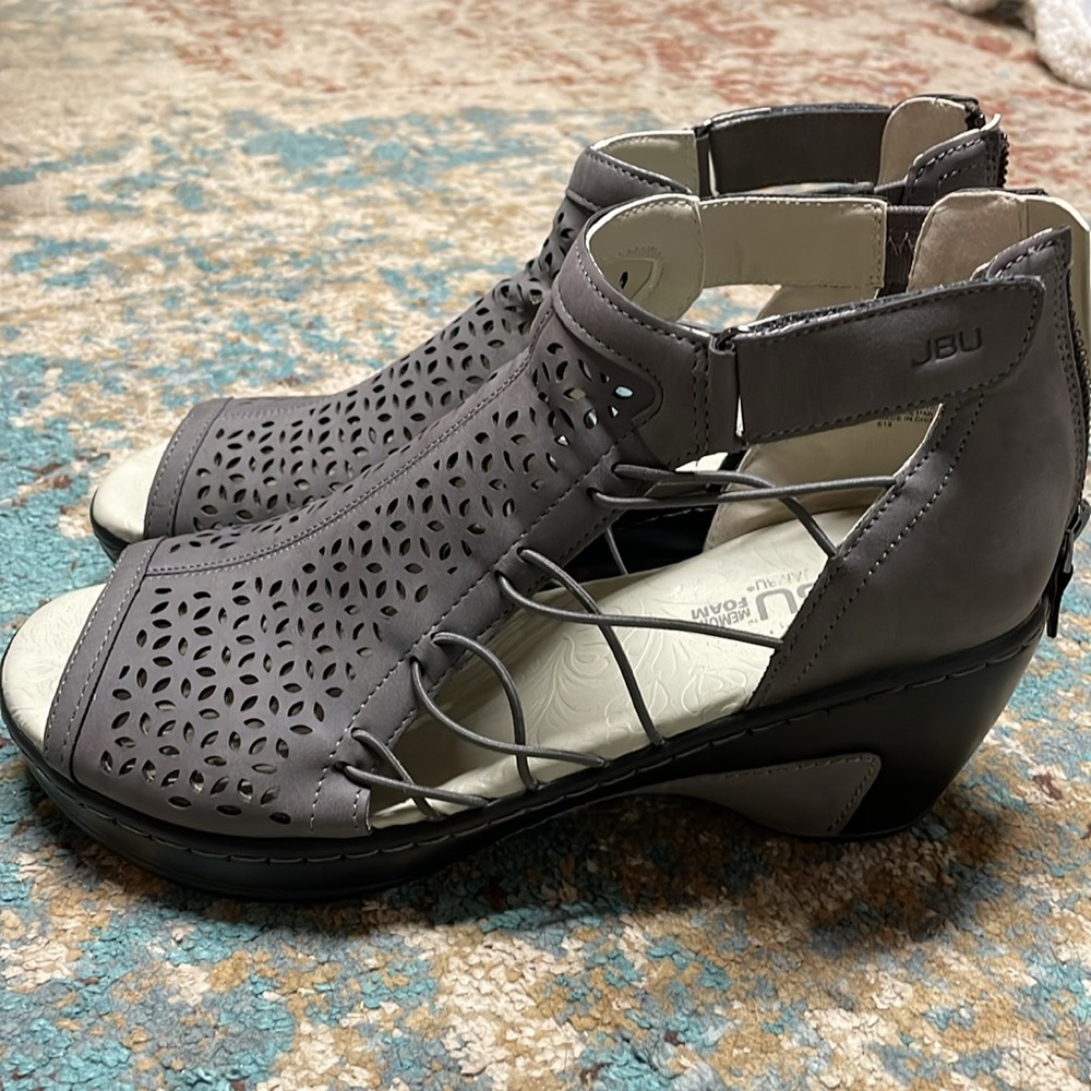 Women's Gray Perforated Peep-Toe Heels - Picture 3 of 8